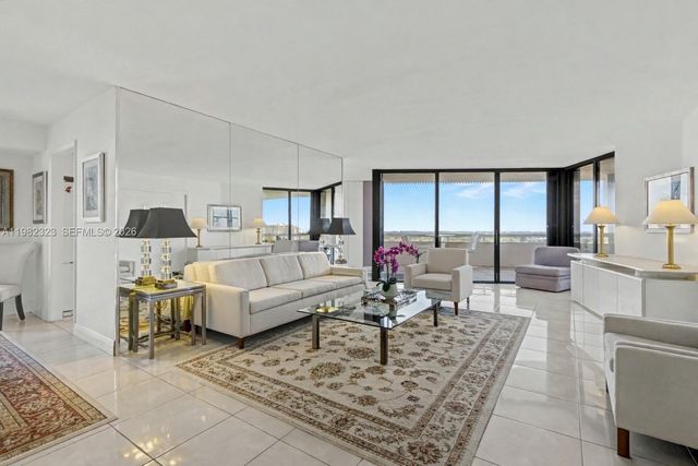 2000 Towerside Ter PH11, Miami, FL 33138