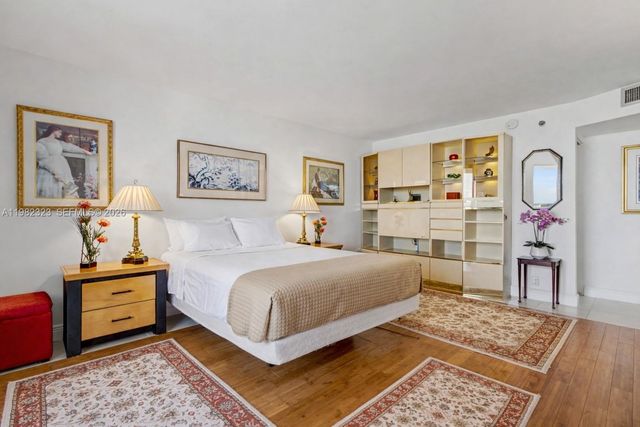 2000 Towerside Ter PH11, Miami, FL 33138