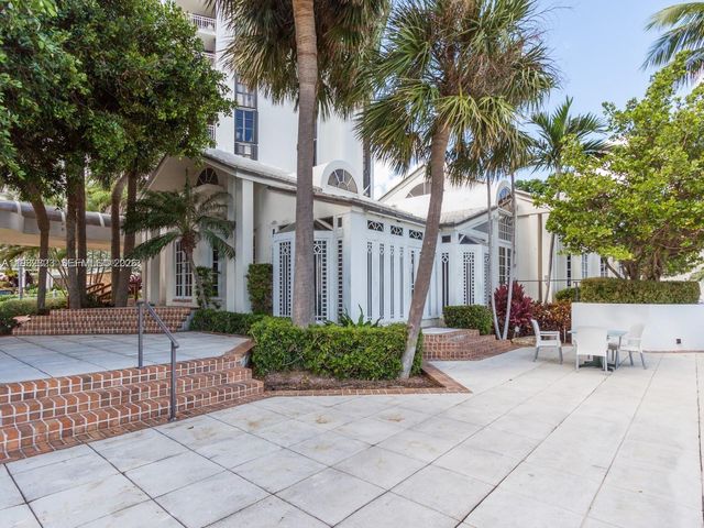 2000 Towerside Ter PH11, Miami, FL 33138