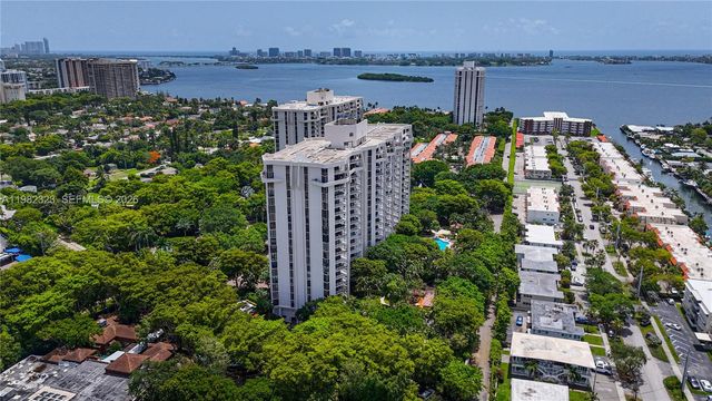 2000 Towerside Ter PH11, Miami, FL 33138