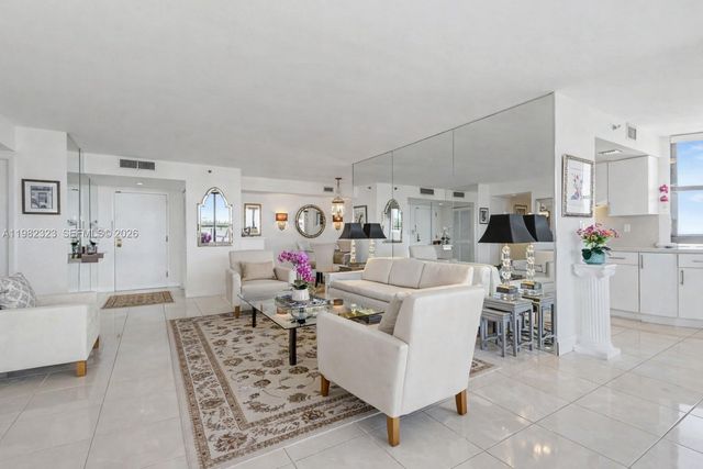 2000 Towerside Ter PH11, Miami, FL 33138