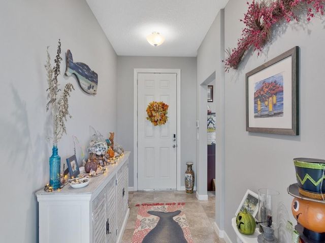 1490 Carriage Court, Vero Beach, FL 32966