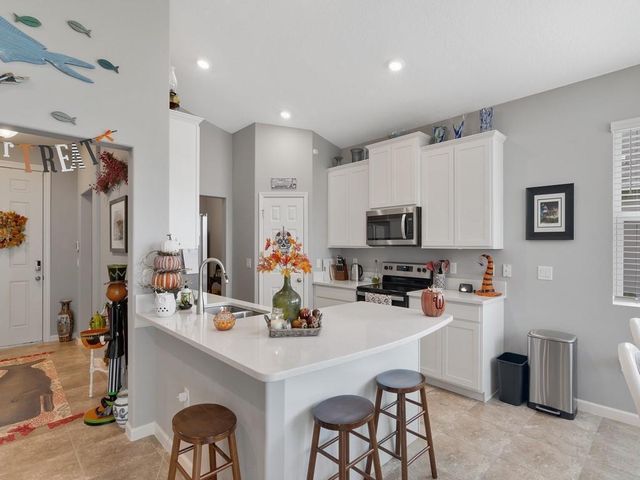 1490 Carriage Court, Vero Beach, FL 32966