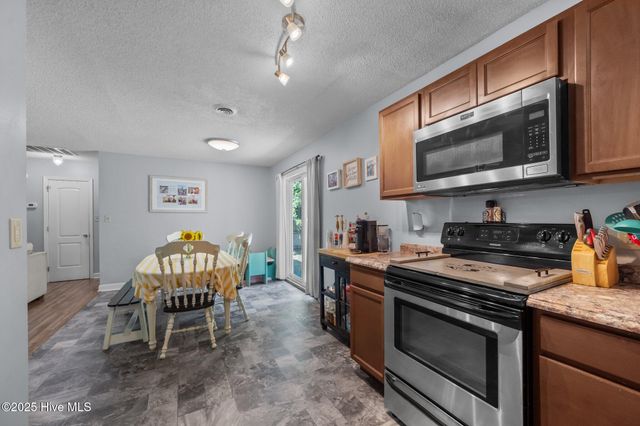 1157 Old 30 Road, Maysville, NC 28555