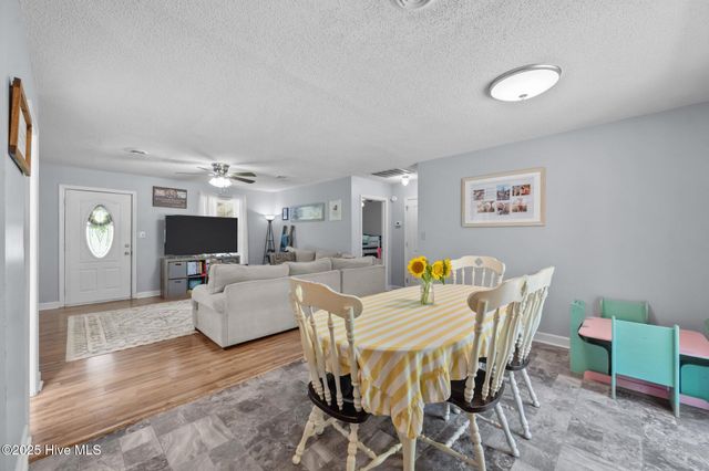 1157 Old 30 Road, Maysville, NC 28555
