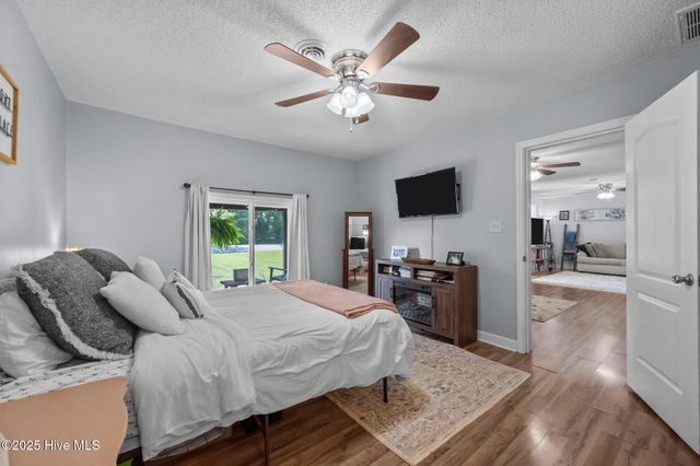1157 Old 30 Road, Maysville, NC 28555