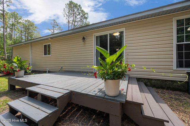 1157 Old 30 Road, Maysville, NC 28555