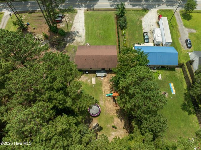 1157 Old 30 Road, Maysville, NC 28555