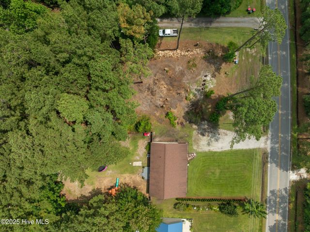 1157 Old 30 Road, Maysville, NC 28555