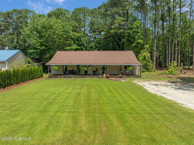 1157 Old 30 Road, Maysville, NC 28555