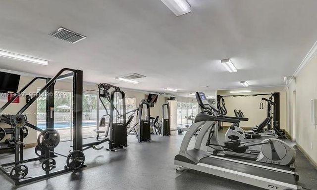 1805 Sans Souci Blvd 506, North Miami, FL 33181