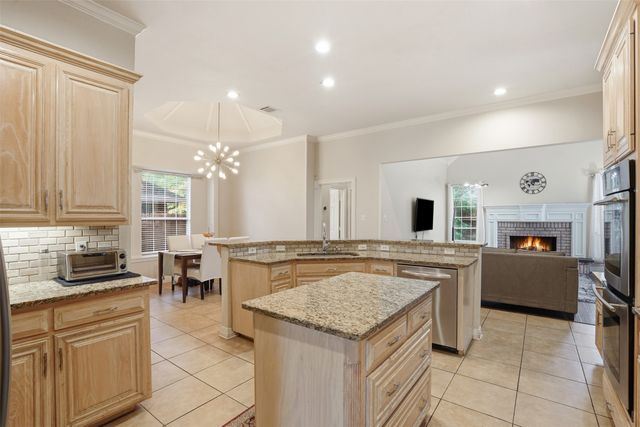 3105 Andrew Court, Bedford, TX 76021