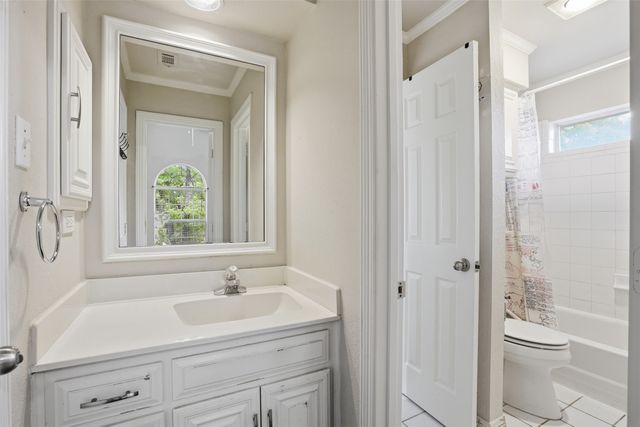 3105 Andrew Court, Bedford, TX 76021