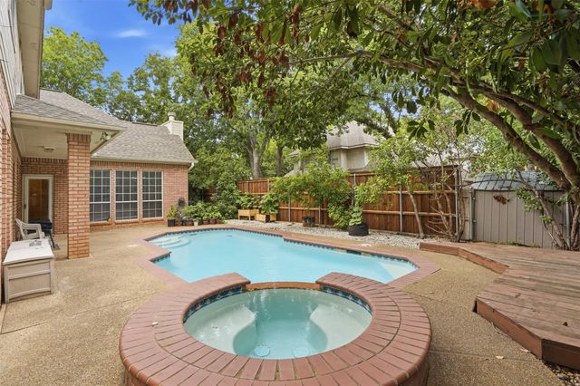 3105 Andrew Court, Bedford, TX 76021