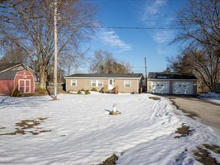 166 N Gordon Road, Scottville, MI 49454