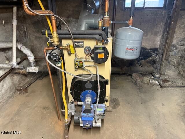 42 Warsaw Avenue, Mechanicville, NY 12118