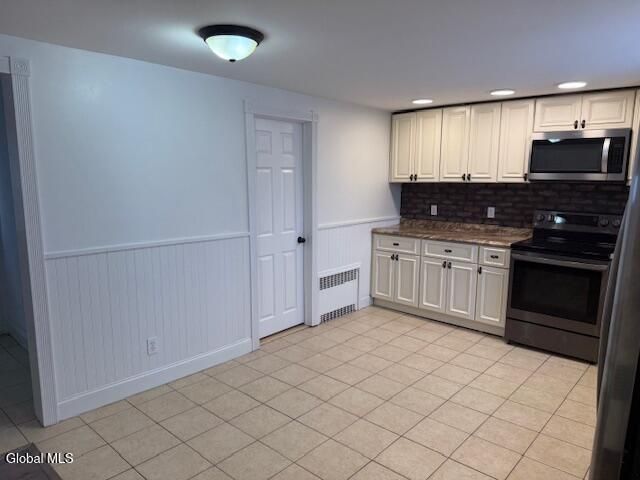 42 Warsaw Avenue, Mechanicville, NY 12118