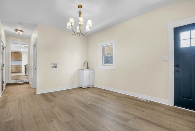 1952 Hayes Leonard Road, Valparaiso, IN 46385