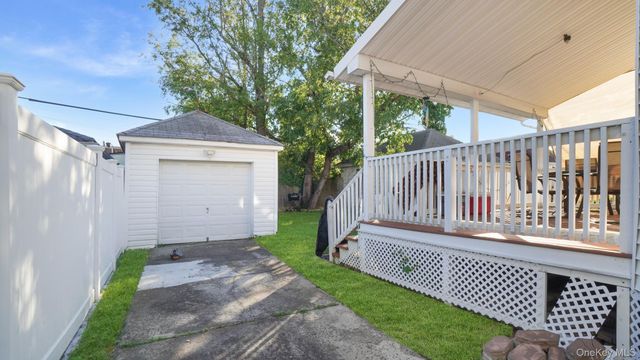 89-56 218th Street, Queens Village, NY 11427