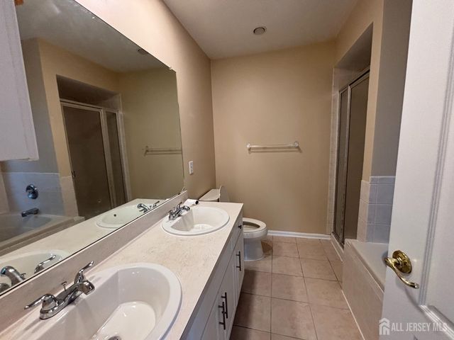 107 Amy Drive, North Brunswick, NJ 08902