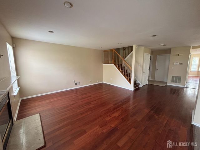 107 Amy Drive, North Brunswick, NJ 08902