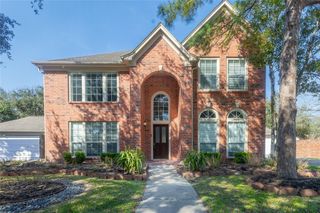 2201 Summer Reef Drive, League City, TX 77573