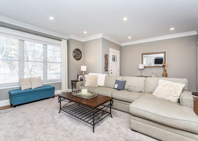 22 Grove Street 2, Waltham, MA 02453