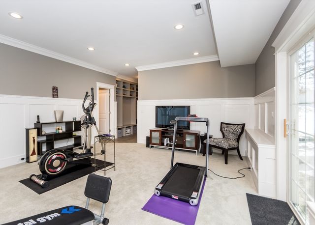 22 Grove Street 2, Waltham, MA 02453