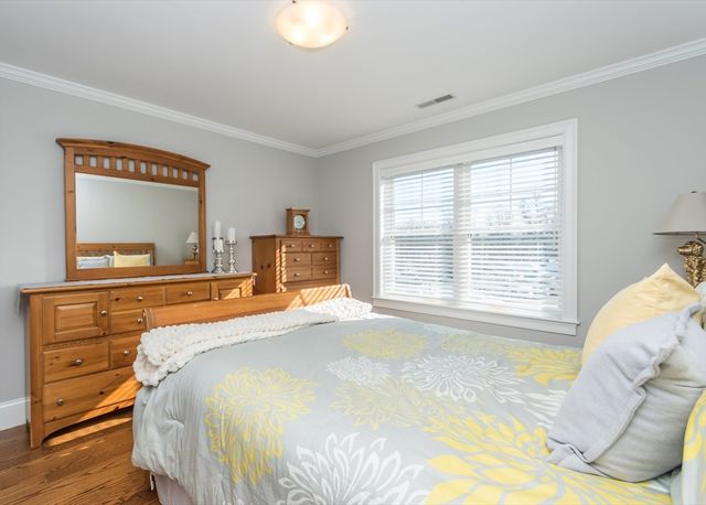 22 Grove Street 2, Waltham, MA 02453