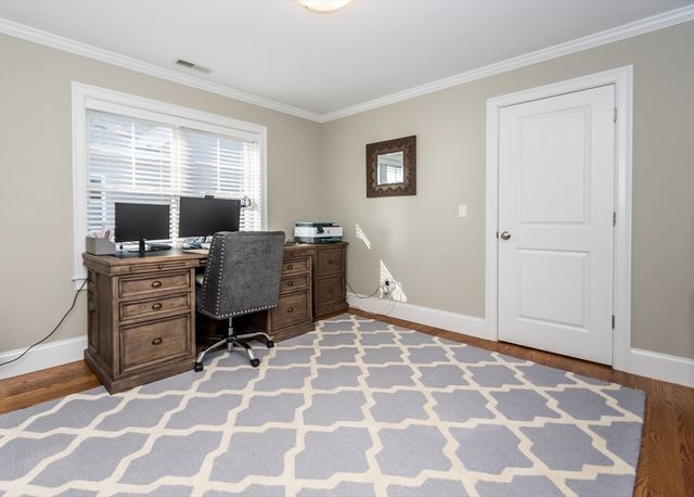 22 Grove Street 2, Waltham, MA 02453