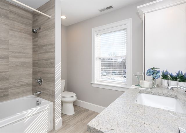 22 Grove Street 2, Waltham, MA 02453