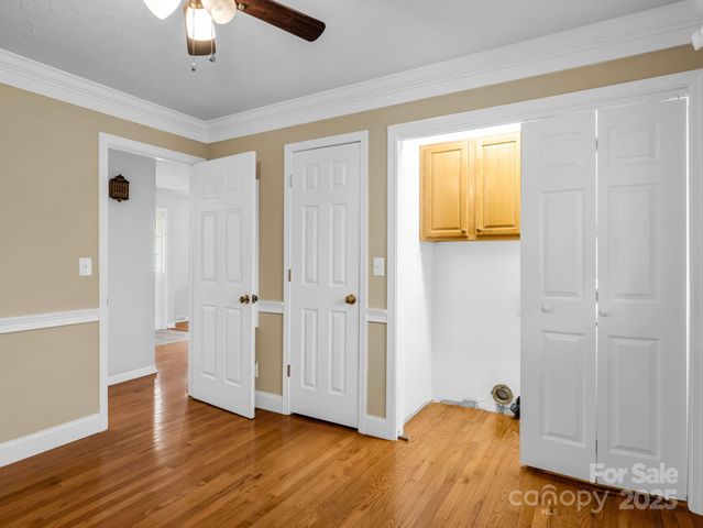 136 Old Tanglewood Trail, Hendersonville, NC 28739