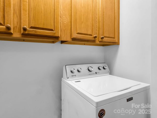 136 Old Tanglewood Trail, Hendersonville, NC 28739