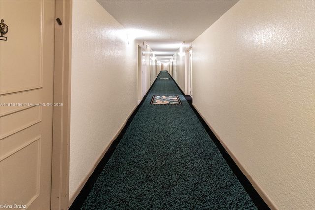 500 Three Islands Blvd 822, Hallandale Beach, FL 33009