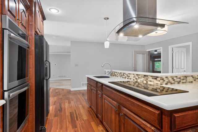 725 Sovereign Drive, Richmond, KY 40475