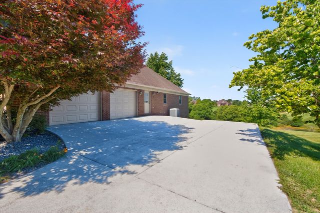 725 Sovereign Drive, Richmond, KY 40475
