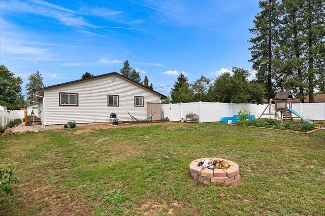 1002 E Percival St, Medical Lake, WA 99022