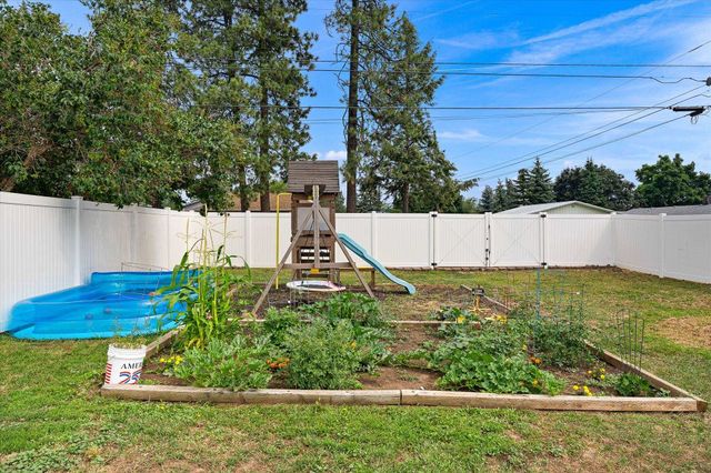 1002 E Percival St, Medical Lake, WA 99022