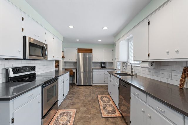 1002 E Percival St, Medical Lake, WA 99022