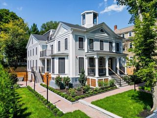 305 Chestnut Ave 3, Boston, MA 02130