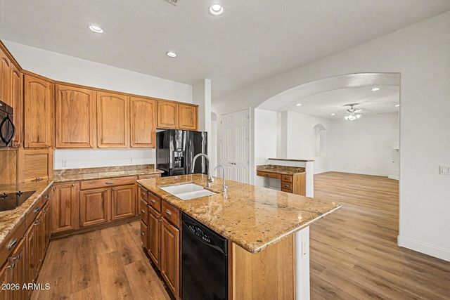 3469 E MOCKINGBIRD Drive, Gilbert, AZ 85234