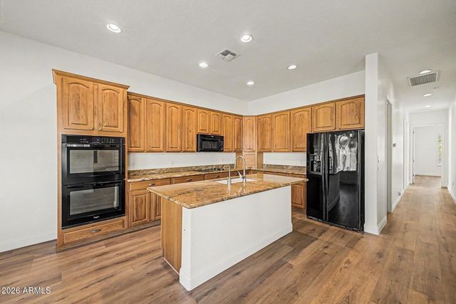 3469 E MOCKINGBIRD Drive, Gilbert, AZ 85234