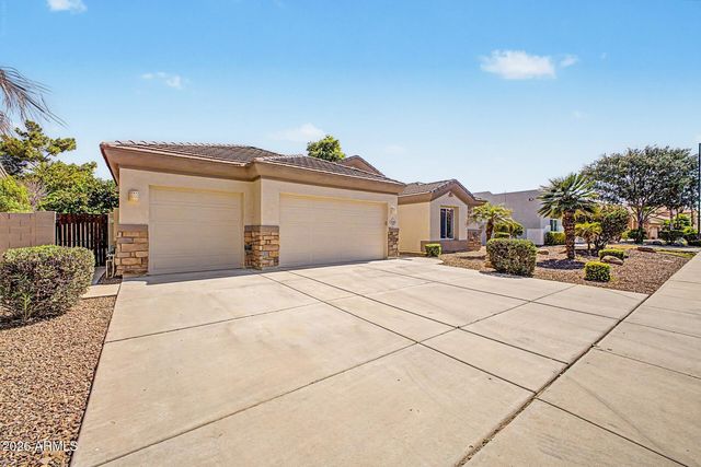 3469 E MOCKINGBIRD Drive, Gilbert, AZ 85234