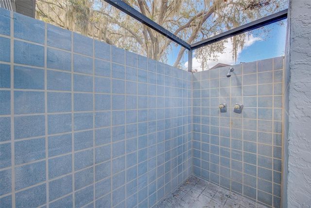 1262 DOCKSIDE DRIVE, Lutz, FL 33559