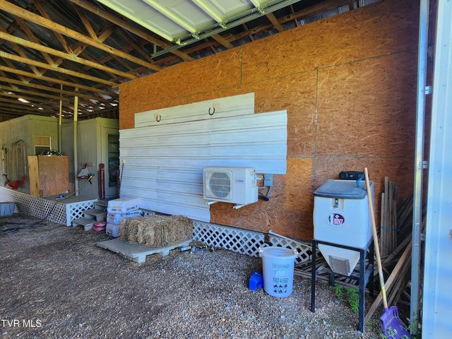 940 Opie Arnold Road, Limestone, TN 37681
