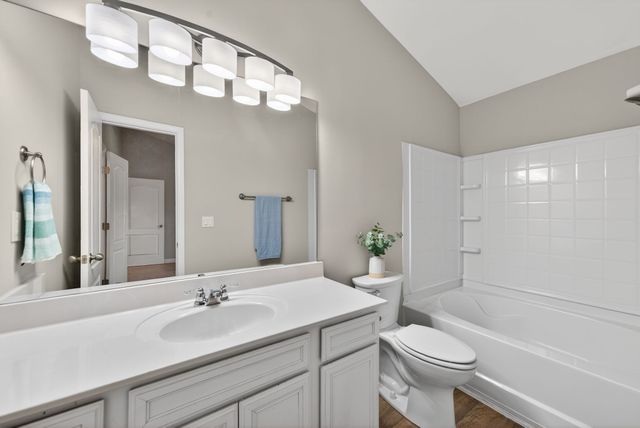 735 Tulip Grove Rd Apt 358, Hermitage, TN 37076