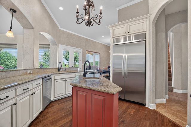 100 Canyon Ridge Trail, Aledo, TX 76008