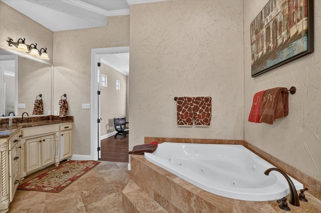 100 Canyon Ridge Trail, Aledo, TX 76008