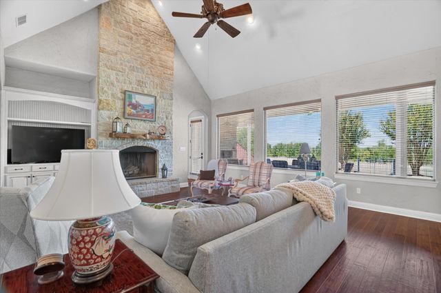 100 Canyon Ridge Trail, Aledo, TX 76008