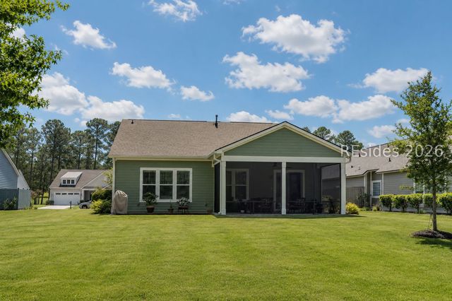 453 Laurel Oak Ave, Hardeeville, SC 29927
